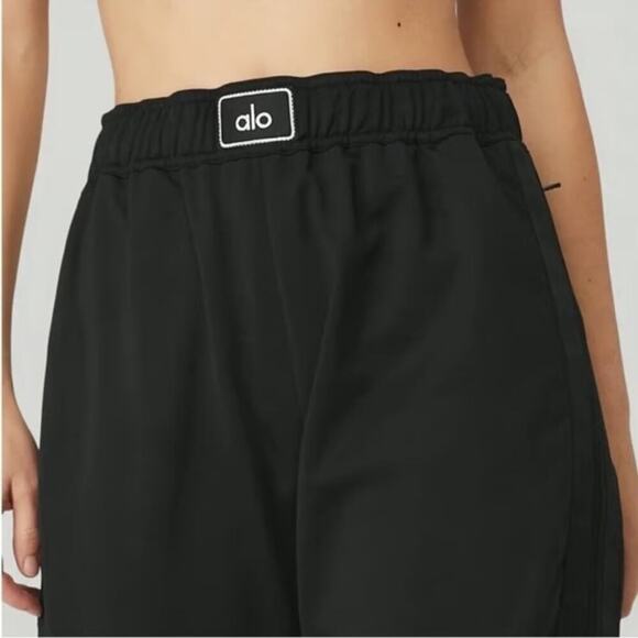 Alo Yoga Prizewinner Track Pants Black Wide Leg Logo Waistband Athleisure Small - Picture 8 of 13